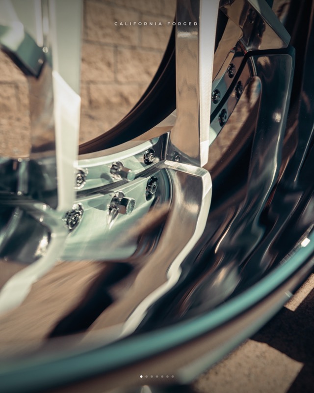 VIP S580 Slide 1 - Hook